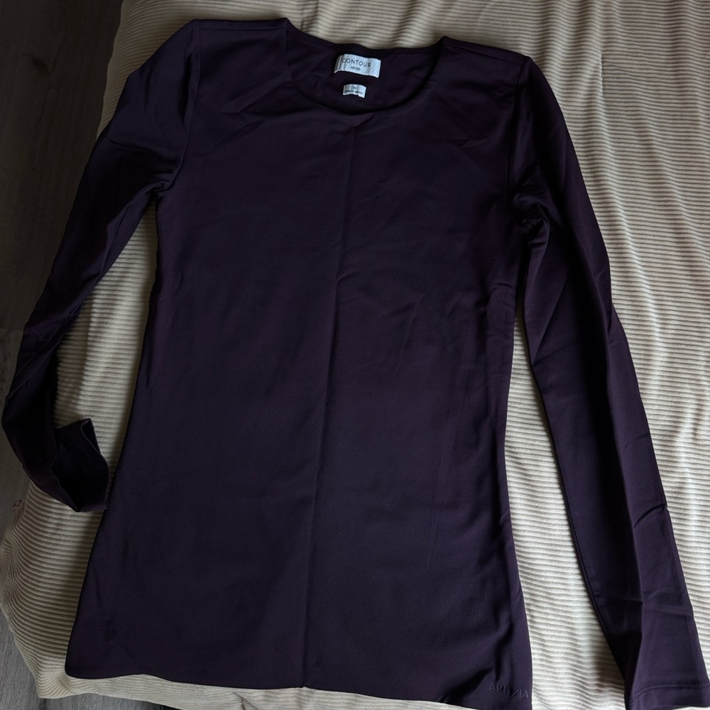 Aritzia Noble Contour Crewneck Long Sleeve
